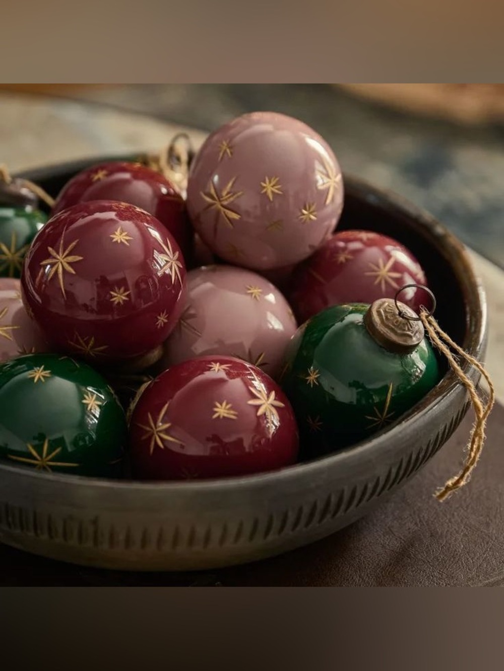 Holiday Decor: Seasonal
Decorations & Home
Decor | Magnolia
Set off 6 / NIB
